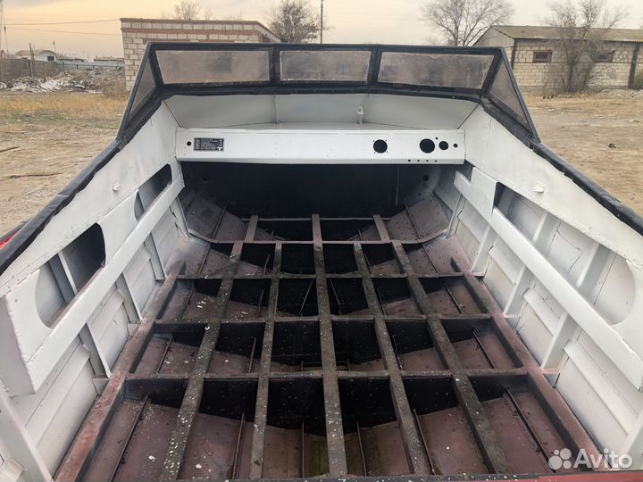 Моторная лодка Днепр