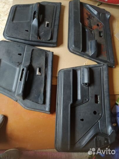 Обшивка дверей audi 80 б4