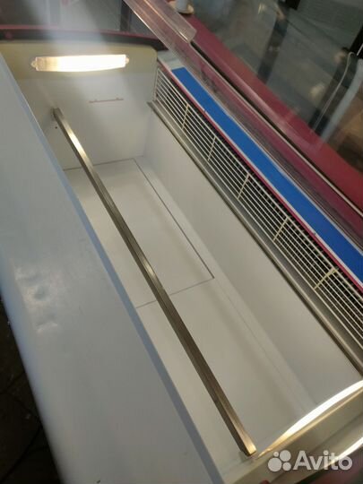 Витрина для мороженого ISA