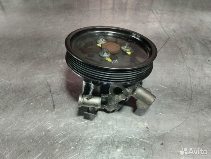 Насос гидроусилителя руля Mercedes C-Class W203