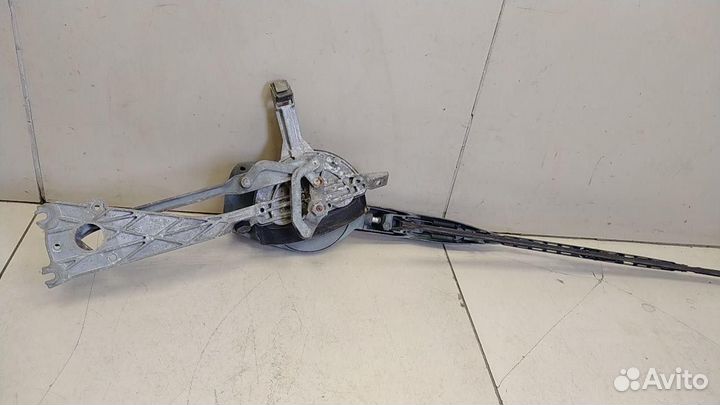 Трапеция стеклоочистителей Mercedes-Benz E-class