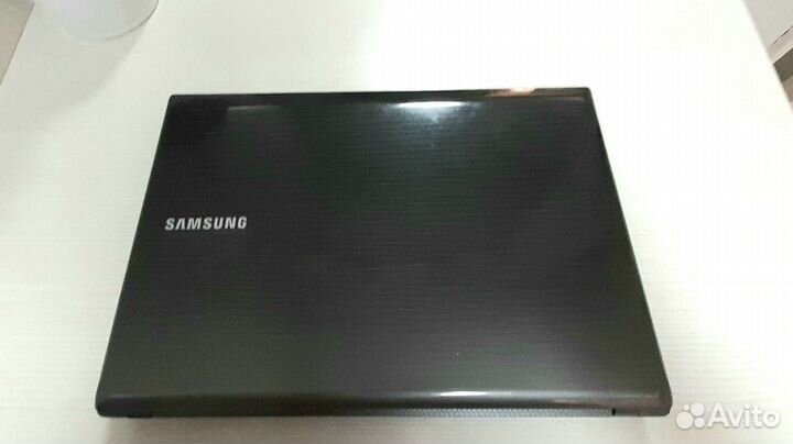 Ноутбук Samsung r425
