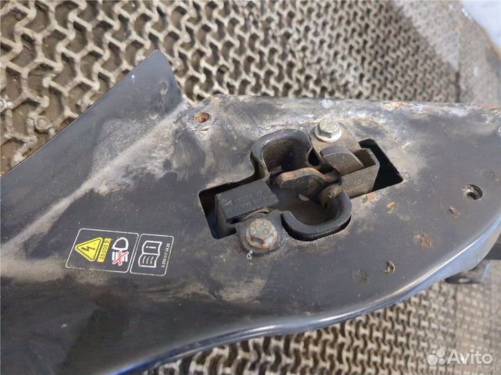 Рамка передняя Mercedes CLS C219, 2006