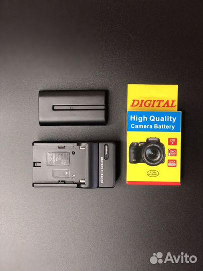 Комплект аккумуляторная батарея + зарядное