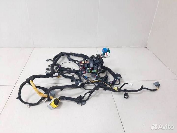 Блок предохранителей Chevrolet Aveo T300 2011