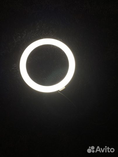 Компактная кольцевая лапма V-JOY