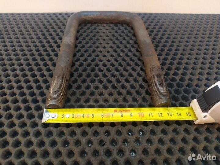 Стремянка задней рессоры