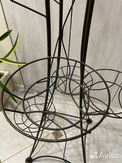 Стойка для цветов напольная