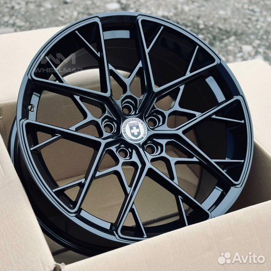 В наличии R18 5x114,3 HRE FF10 Gloss Black