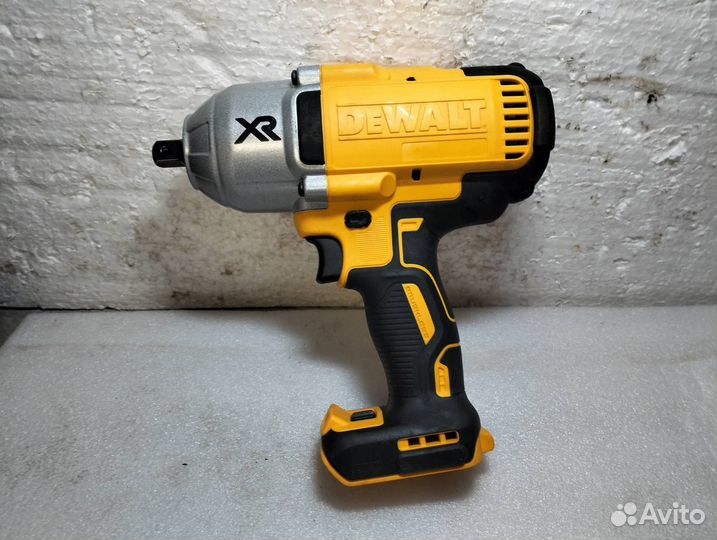 Dewalt DCF899 - Мощный гайковерт Б/У