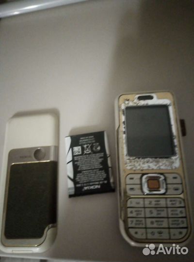 Nokia 7360