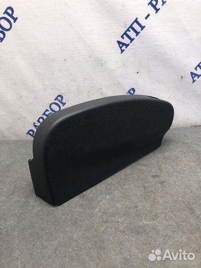 Накладка сиденья передняя правая Nissan Almera G15