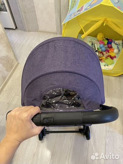 Коляска прогулочная Pituso SMART