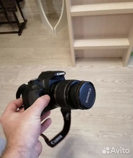 Зеркальный фотоаппарат Canon 500D