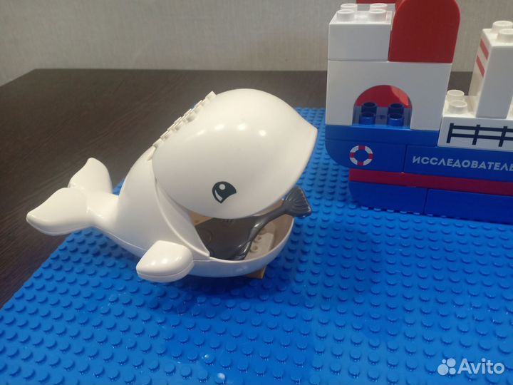 Кит фигурка lego