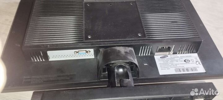 Монитор samsung s19c200