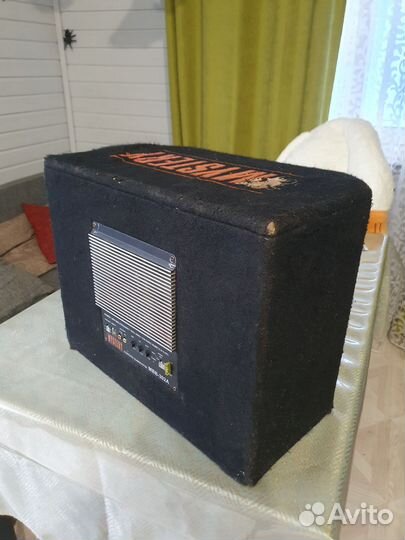Сабвуфер Mystery MBB-302A