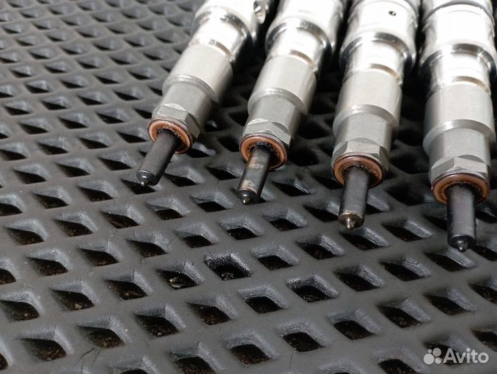 Комплект форсунок топливных 2023г. Faw J7