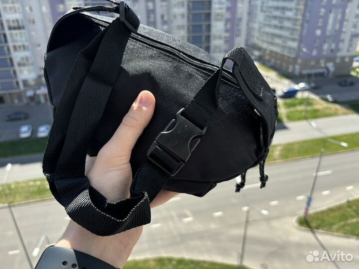 Сумка мессендежр поясная Eastpak