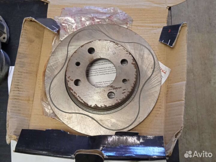 Диск тормозной передний VAZ LADA 2108,09,99