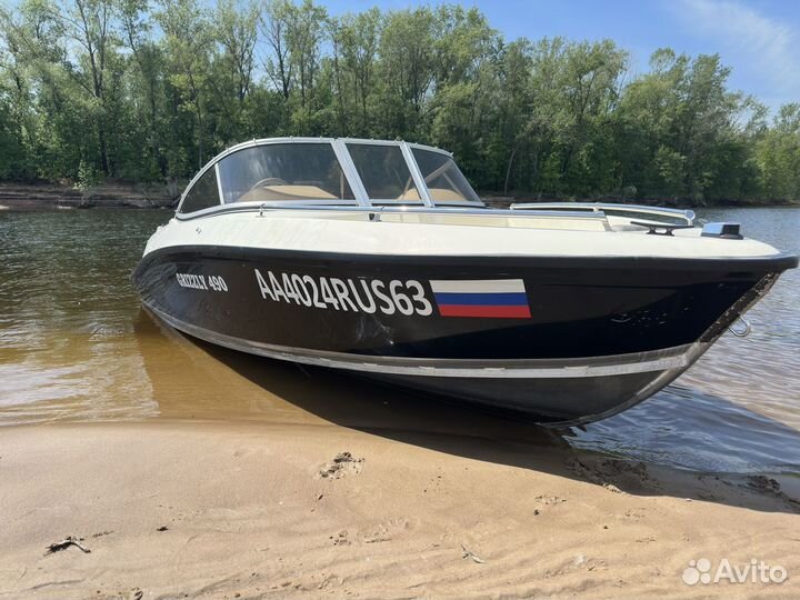 Продам катер Grizzly 490dc
