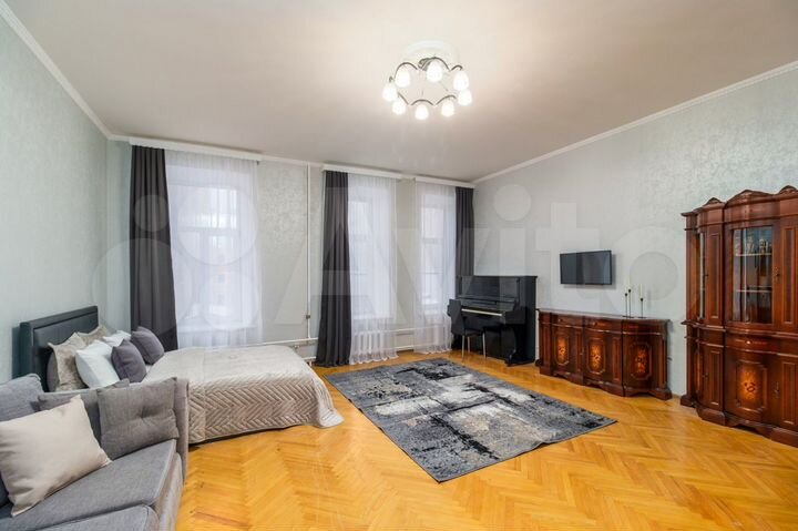 3-к. апартаменты, 120 м², 2/6 эт.