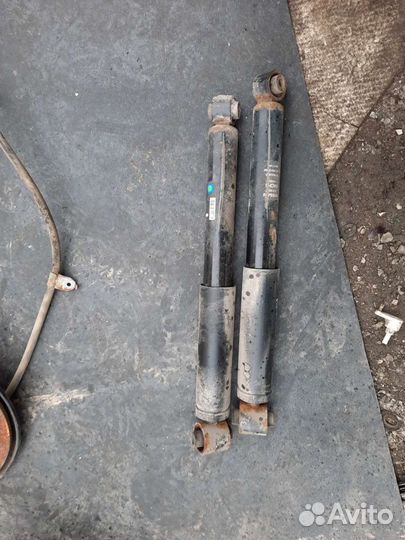 Амортизатор задний ниссан кашкай j10