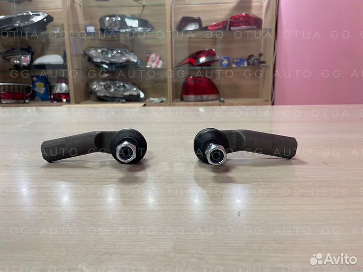 Наконечник рулевой тяги правый Skoda Octavia 13-20