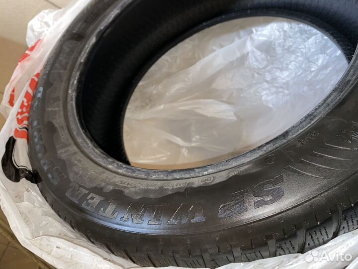 Dunlop SP Winter Sport 4D ROF 215/55 R18