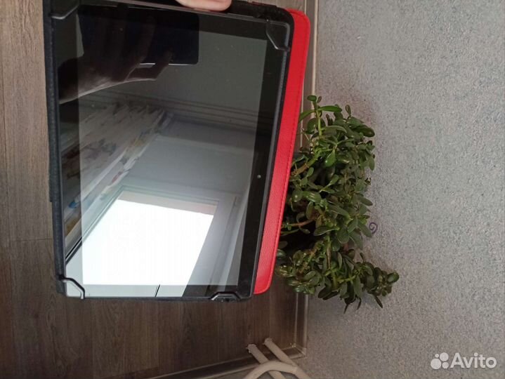 Планшет Леново TB