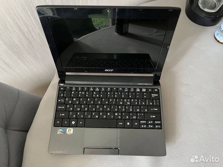 Ноутбук Acer Aspire One 533