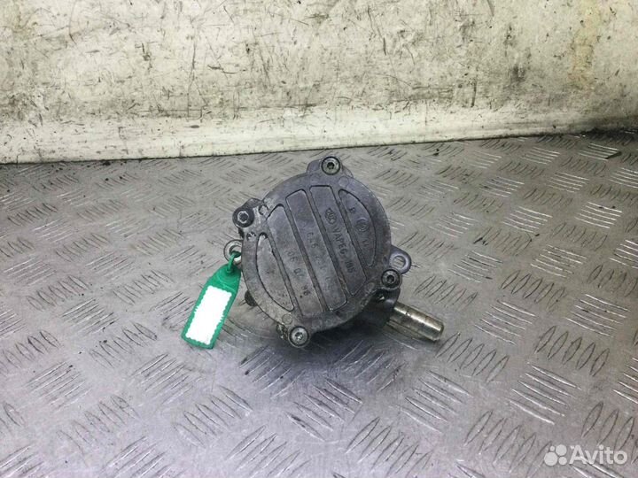 Насос вакуумный Mercedes Vito (Viano) A6462300165