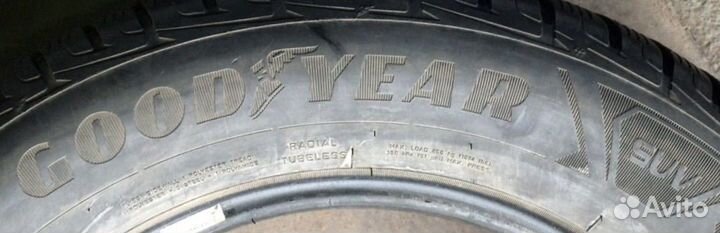 Goodyear UltraGrip Ice SUV 225/65 R17