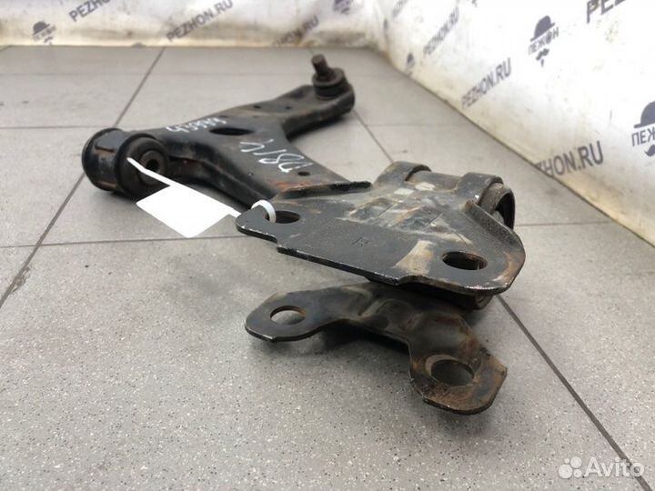 Рычаг подвески нижний передний правый Mazda Mazda3