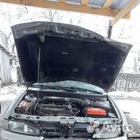 Ford Mondeo 2.0 МТ, 1996, битый, 100 000 км