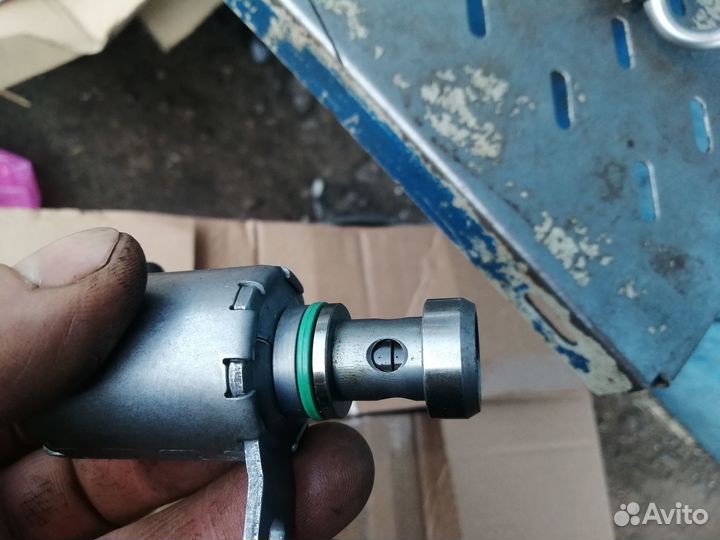 Клапан охлаждения поршня Jaguar Land Rover