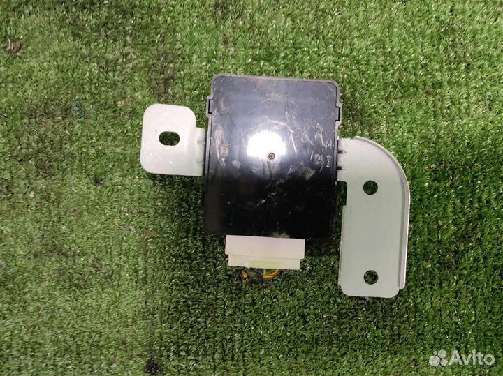 Блок управления стеклоочистителем Ssangyong Actyo