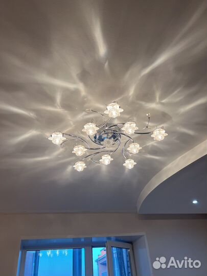 Светильник потолочный, люстра