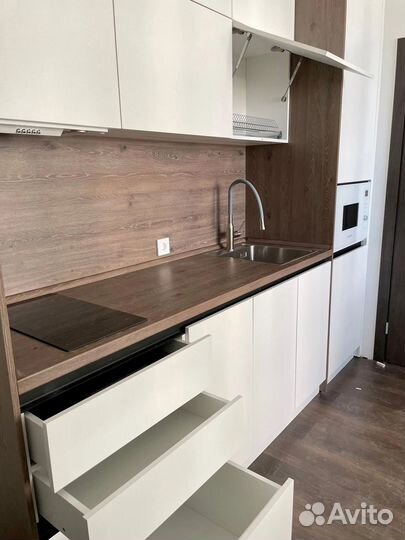 Компактная кухня/ кухня на заказ в студию/ кухня