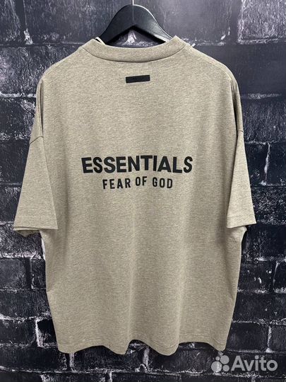 Футболка essentials fear of god