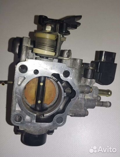 Дроссельная заслонка Toyota 4A FE