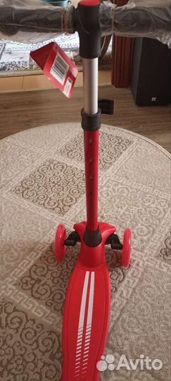 Самокат детский трехколесный новый