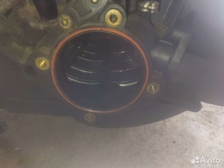 Впускной коллектор Audi A6C5 2.4