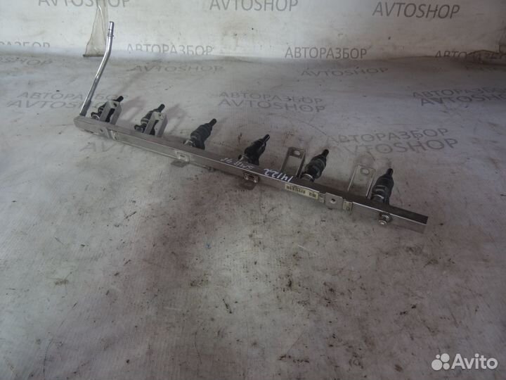 Топливная рейка (рампа) в сборе Bmw E46 2.5 M54B25