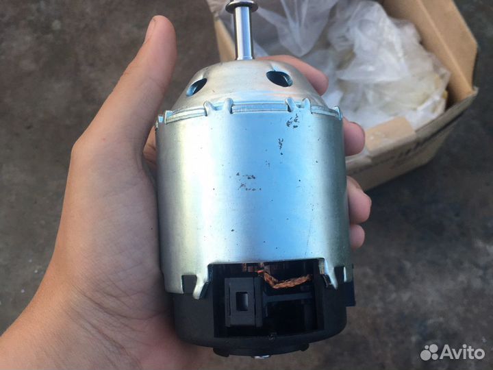 Электро двигатель отопителя