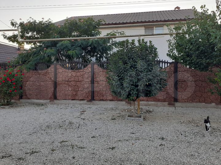 Дом 222,9 м² на участке 9 сот.