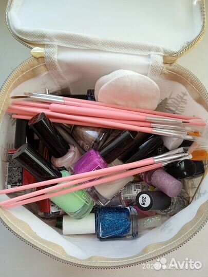 Гель лак для ногтей