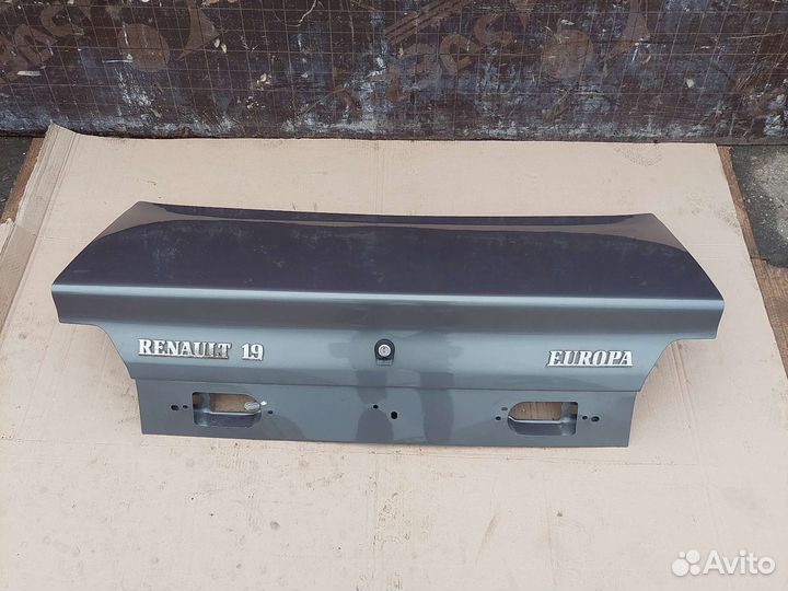 Крышка багажника Renault 19 Рено 19 1.4л