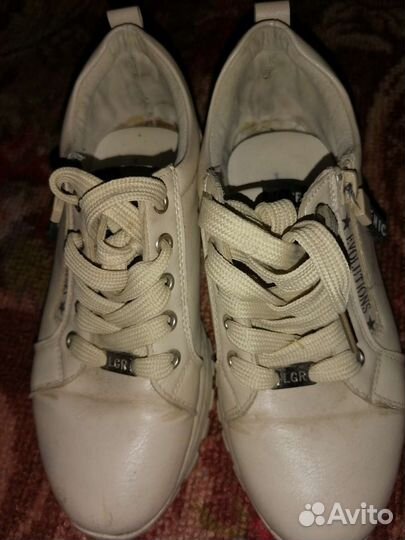 Сапоги и кроссовки