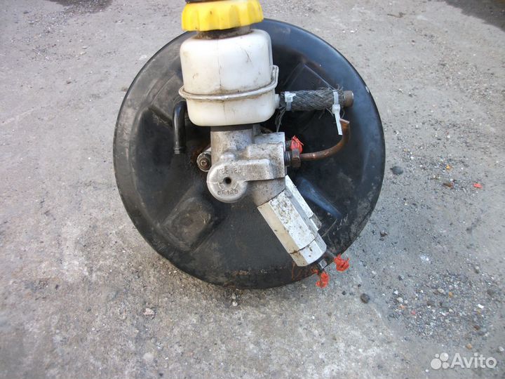 Вакуумник в сборе от шевроле ланос